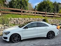 Gebraucht Mercedes CLA220 AMG line 177 PS (130 kW) 2015 Weiß Limousine