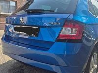 Gebraucht Skoda Fabia Style 90 PS (66 kW) 2014 Blau Limousine