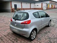 Second-hand Mitsubishi Colt 75 CP (55 kW) 2007 Argintiu Hatchback