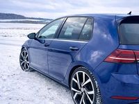 Second-hand VW Golf VII GTI 230 CP (169 kW) 2017 Albastru Berlinǎ