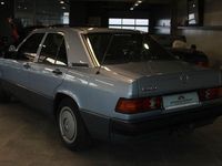 Gebraucht Mercedes 190 75 PS (55 kW) 1990 Blau Limousine