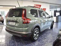 Gebraucht Dacia Jogger Expression 141 PS (103 kW) 2023 Moton lichen kaki Van / Kleinbus