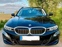 Gebraucht BMW 318 Performance 150 PS (110 kW) 2023 Schwarz Kombi