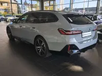 Gebraucht BMW 520 M Sport 197 PS (144 kW) 2025 Grau Limousine