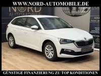 Gebraucht Skoda Scala Ambition 110 PS (80 kW) 2023 Weiß Kleinwagen