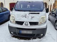 Gebraucht Renault Traffic 150 PS (110 kW) 2011 Silber Van / Kleinbus