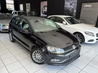 Gebraucht VW Polo Comfortline 90 PS (66 kW) 2015 Schwarz Limousine