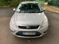 Gebraucht Ford Focus 108 PS (79 kW) 2009 Grau Kombi