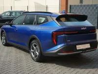 Neu Kia Ceed Sportswagon 150 PS (110 kW) 2026 Azurblaumet. Kombi