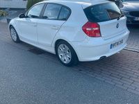 Gebraucht BMW 118 Performance 143 PS (105 kW) 2009 Weiß Kleinwagen