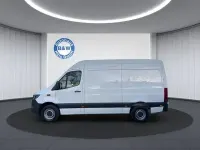Używany Mercedes Sprinter 170 KM (125 kW) 2024 Biały Van
