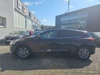Nowe Ford Focus Titanium 125 KM (91 kW) 2025 Czarny Sedan/Limuzyna
