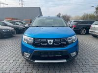 Gebraucht Dacia Sandero Prestige 90 PS (66 kW) 2017 Blau SUV