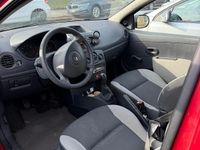 Gebraucht Renault Clio II 75 PS (55 kW) 2009 Rot Kleinwagen