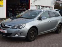 Gebraucht Opel Astra Innovation 125 PS (91 kW) 2012 Silber Kombi