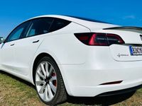 gebraucht Tesla Model 3 Performance, AHK, Carbon, Pano, LED,20