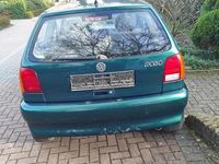 Gebraucht VW Polo 60 PS (44 kW) 1997 Grün Kleinwagen