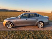 Gebraucht BMW 525 197 PS (144 kW) 2009 Grau Limousine