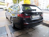 Gebraucht BMW 520 Efficient Dynamics 190 PS (139 kW) 2022 Schwarz Kombi