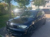 Gebraucht BMW 116 Advantage 122 PS (89 kW) 2010 Schwarz Kleinwagen