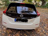 Gebraucht Nissan Leaf Tekna 110 kW (150 PS) 2022 Weiß Kleinwagen