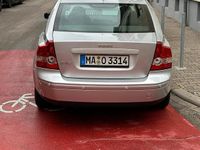 Gebraucht Volvo S40 140 PS (102 kW) 2004 Silber Limousine