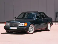 Gebraucht Mercedes E220 150 PS (110 kW) 1993 Blau Limousine