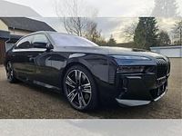 Gebraucht BMW 760 M Performance 571 PS (419 kW) 2023 Schwarz (black sapphire metallic) Limousine