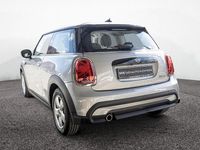Gebraucht Mini Cooper Essential 136 PS (100 kW) 2023 Silber Kleinwagen