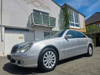Gebraucht Mercedes E200 Elegance 163 PS (119 kW) 2003 Silber Limousine