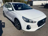 Gebraucht Hyundai i30 110 PS (80 kW) 2017 Weiß Limousine