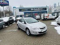 Gebraucht Opel Astra Design Edition 120 PS (88 kW) 2011 Argon silber/ice silver (m2) Kleinwagen