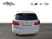 Gebraucht BMW 225 Active Tourer Advantage 224 PS (164 kW) 2020 Mineralweiß Van / Kleinbus
