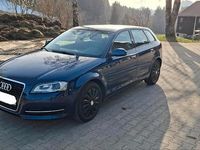 Gebraucht Audi A3 105 PS (77 kW) 2012 Blau Kleinwagen
