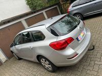 gebraucht Opel Astra Sportstourer 1,7 Cdti 2 Hand Service neu