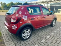 Gebraucht Dacia Sandero 90 PS (66 kW) 2015 Rot Limousine