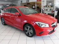 Gebraucht Mercedes CLA200 Shooting Brake 136 PS (100 kW) 2017 Jupiterrot  unilack Kombi