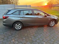 Gebraucht Opel Astra Business 101 PS (74 kW) 2017 Grau Kombi