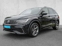 Gebraucht VW Tiguan R-line 150 PS (110 kW) 2024 Deep black perleffekt (metallic) SUV