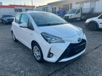 Gebraucht Toyota Yaris Hybrid 73 PS (53 kW) 2019 Weiß Kleinwagen