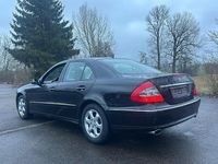Gebraucht Mercedes E350 292 PS (214 kW) 2008 Blau Limousine