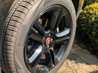 Gebraucht Jaguar F-Pace 180 PS (132 kW) 2017 Schwarz SUV