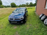 Gebraucht VW Golf VI 105 PS (77 kW) 2010 Blau Kleinwagen