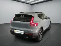 Gebraucht Volvo XC40 Plus 197 PS (144 kW) 2024 Grau SUV