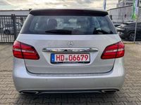 gebraucht Mercedes B200 /SHZ/LED/PDC/NAVI/AUTOM/TEMPO/LEDER/ASSIS/