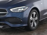 Gebraucht Mercedes C300e Avantgarde 197 PS (144 kW) 2025 Blau Limousine