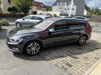 Gebraucht VW Passat 150 PS (110 kW) 2018 Grau Kombi