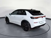 Neu VW T-Roc R-line 150 PS (110 kW) 2026 Pure white SUV