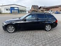 Gebraucht BMW 318 131 PS (96 kW) 2007 Schwarz Kombi