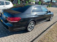 Gebraucht Mercedes E200 Avantgarde 136 PS (100 kW) 2014 Schwarz Limousine